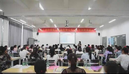 中國首家螺螄粉產(chǎn)業(yè)學(xué)院在柳州開課，成人非學(xué)歷教育培訓(xùn)引熱議